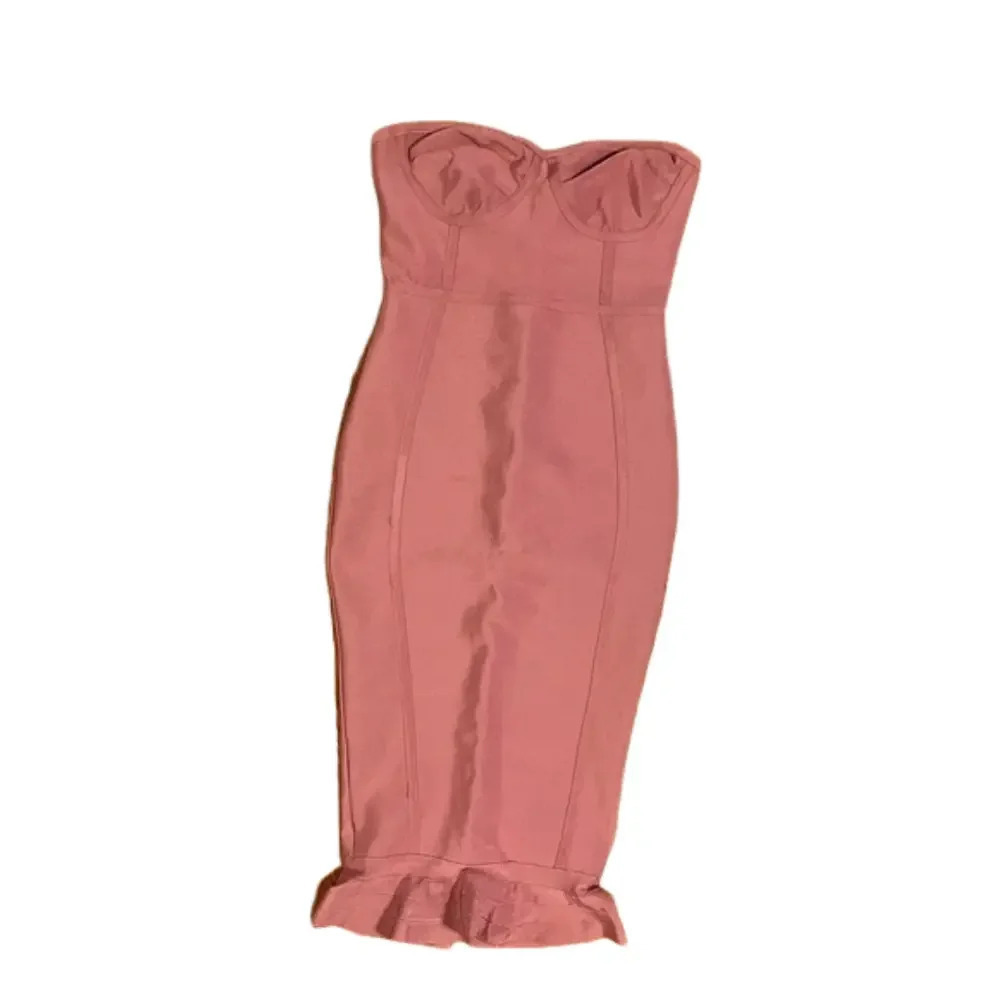 PRETTYLITTLETHING bodycon dress body fitting flare